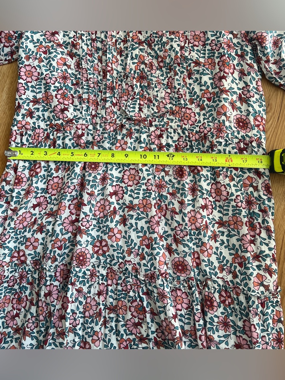 BANJANAN FLORAL BAZAAR DRESS, SIZE L. - Picture 7 of 14